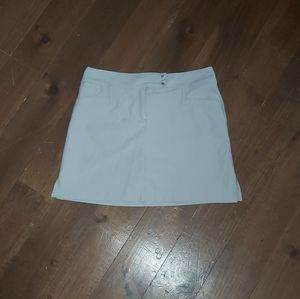 Izod golf  skort